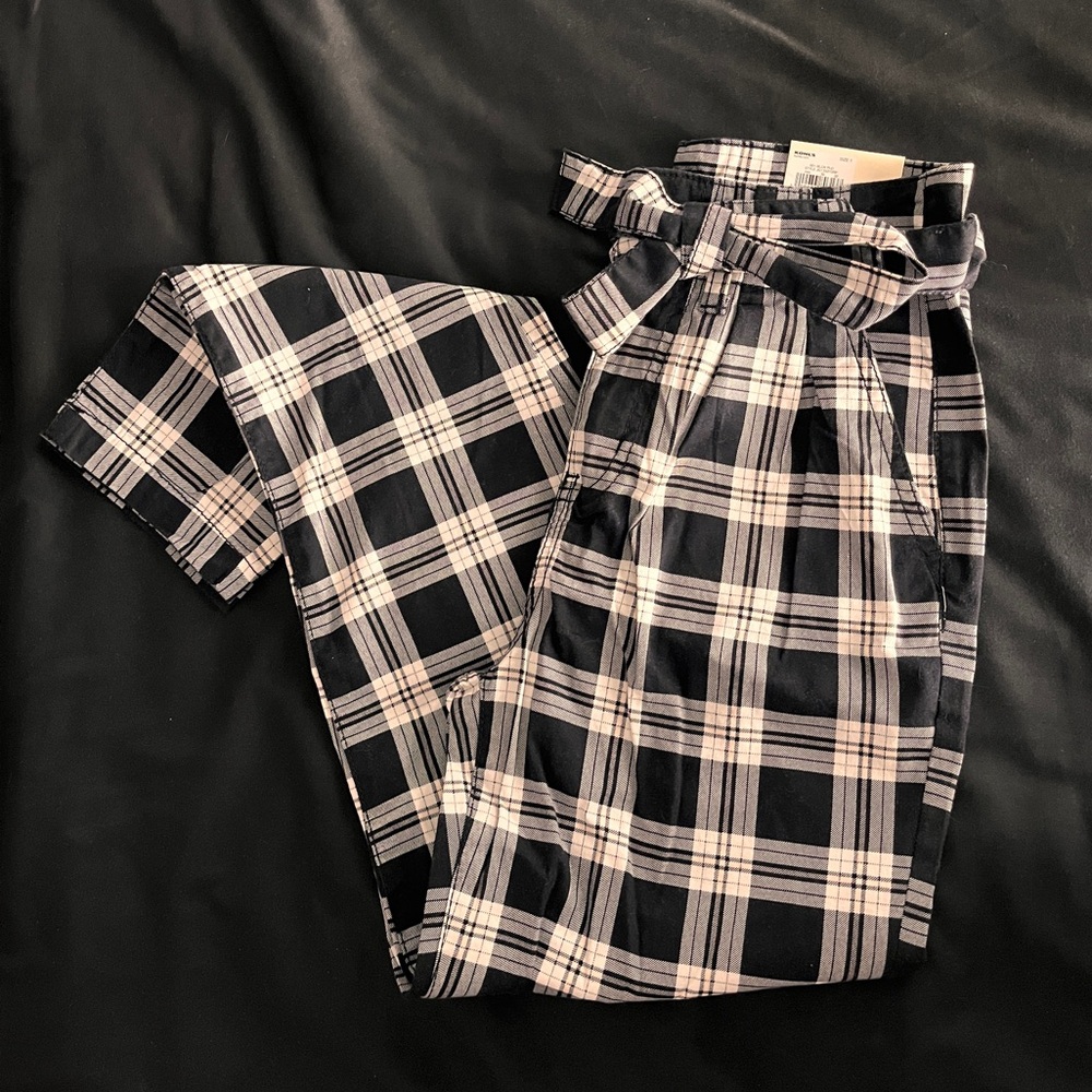 NEW SO Black and White Plaid Straight Leg High-rise Pants w/Adjustable Tie